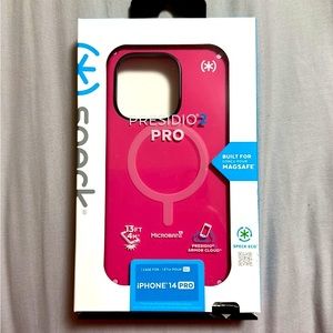 Speck iPhone 14 pro phone case